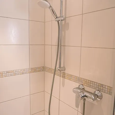 Koe27 - Modernes City-apartment, Bis Zu 6 Gaeste * سيغن