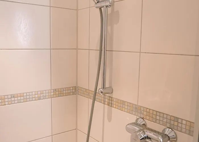 Koe27 - Modernes City-apartment, Bis Zu 6 Gaeste * Siegen