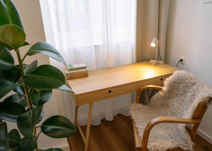 Koe27 - Modernes City-apartment, Bis Zu 6 Gaeste * Siegen